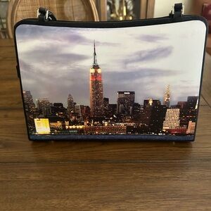 Cityscape Print Shoulder Bag